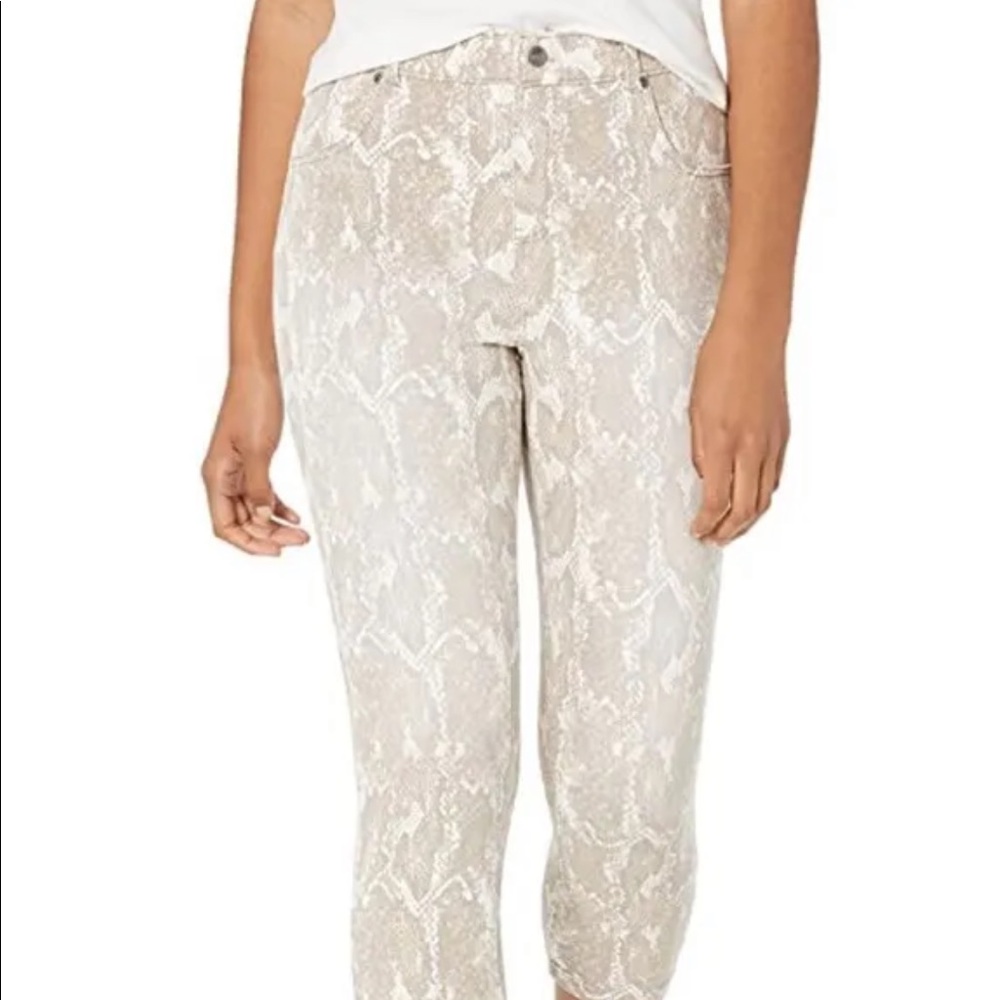 HUE Women's High Rise Denim Capri Legging - Taupe - Faded Python - NWT - Small